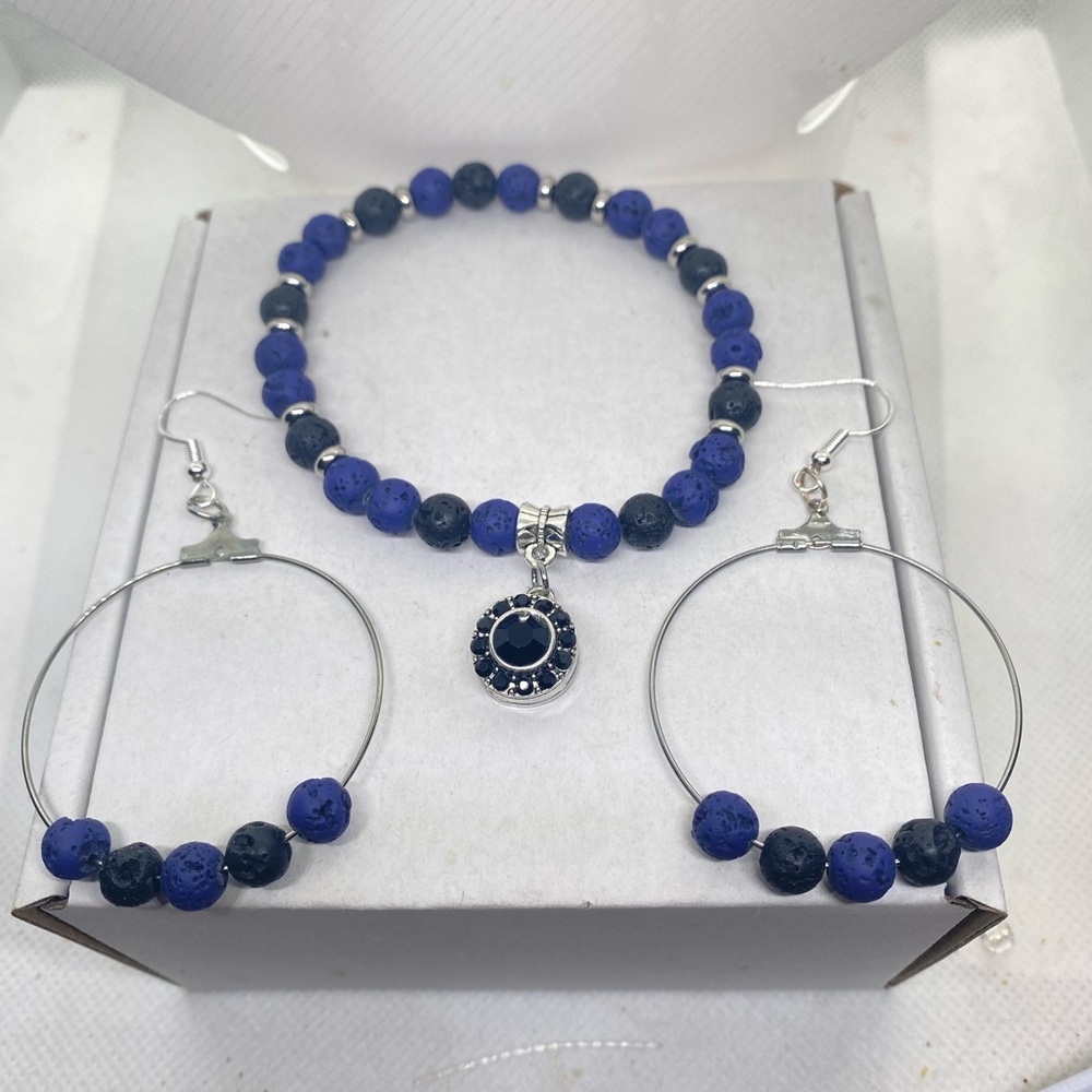 Elegant Blue and Black Beaded Jewelry Set